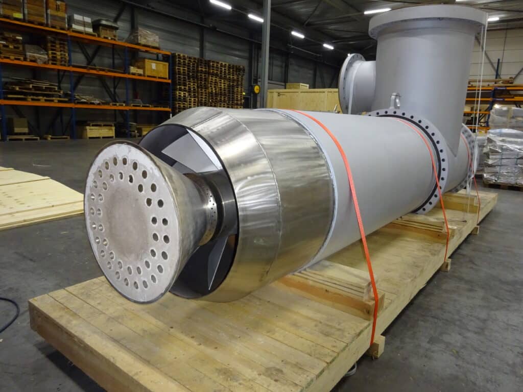 Oxygen lance assembly for an industrial burner
